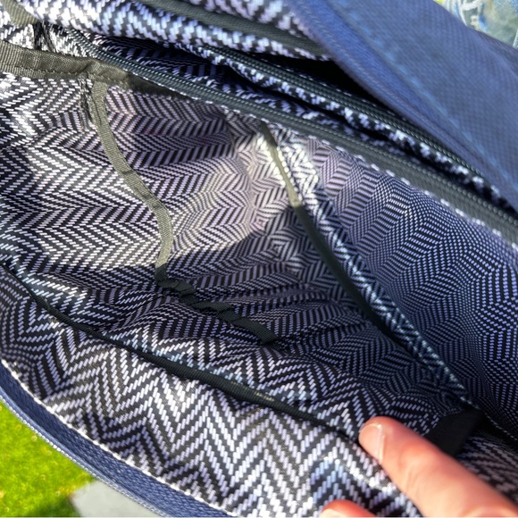 Ogio Brooklyn Women's Tablet Purse Navy Blue Canvas Crossbody Button Zipper - Picture 8 of 12